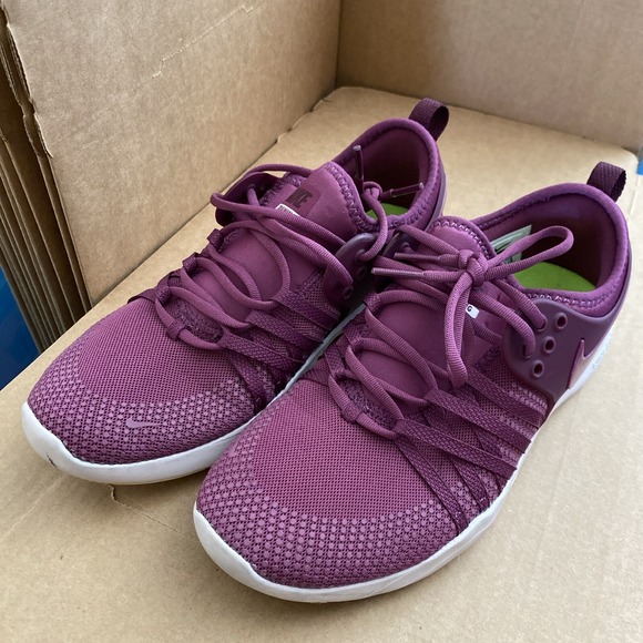 Nike Womens Free TR Training 904651-603 Purple Shoes Sneakers US 6 Comfort - Picture 1 of 9